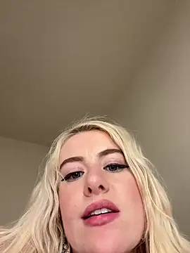blondebunny999 999 online show from May 24, 7:46 am