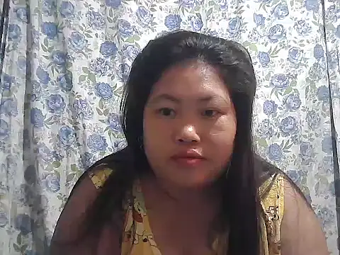 Snapshot of pinay_rose14 chatting on April 19, 10:12 pm pinay rose14 online show from April 19, 10:12 pm