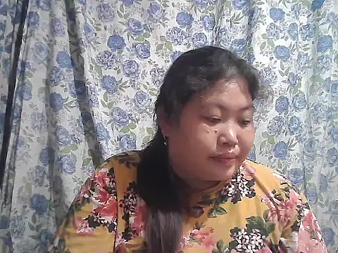 Snapshot of pinay_rose14 chatting on May 1, 1:37 pm pinay rose14 online show from May 1, 1:37 pm