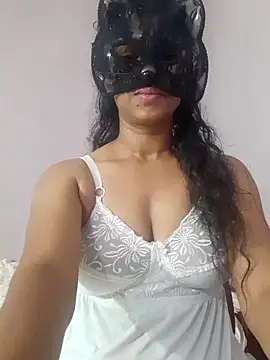 cutehotwife online show from March 31, 2:46 am