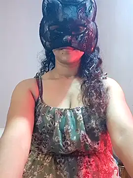 Snapshot of cutehotwife chatting on June 6, 8:13 pm cutehotwife online show from June 6, 8:13 pm