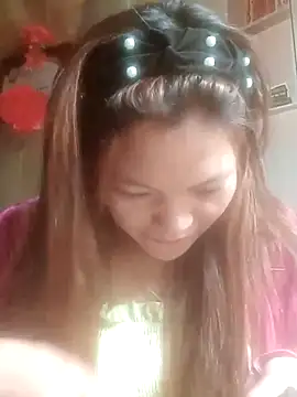 jjennyyy online show from May 5, 2:41 am