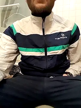 80julien online show from March 20, 6:02 pm