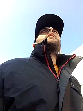 80julien online show from March 22, 1:25 pm