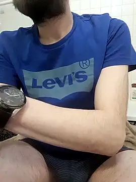 80julien online show from April 3, 9:46 pm