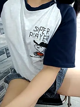 EnzxMoon02 online show from April 12, 4:50 am