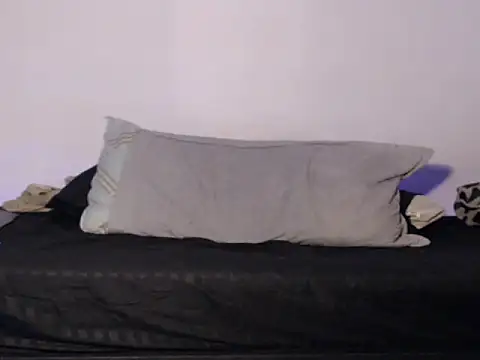 Snapshot of CherryH0ttie chatting on February 2, 4:17 pm CherryH0ttie online show from February 2, 4:17 pm