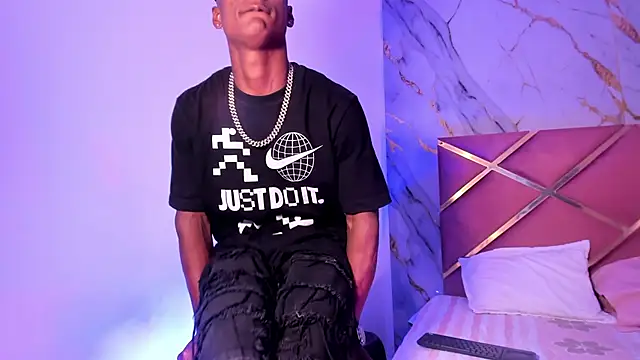 passion black online show from April 13, 6:46 pm