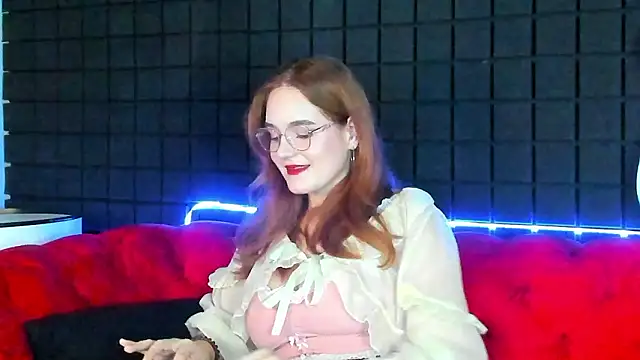 AmyRoy online show from January 31, 7:11 pm