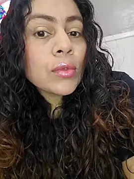  Zhamira online show from February 9, 2:32 pm