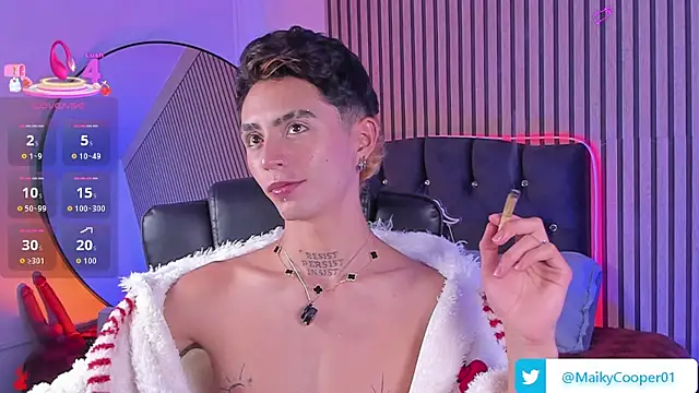 Maiky Cooper01 online show from June 25, 2:55 am