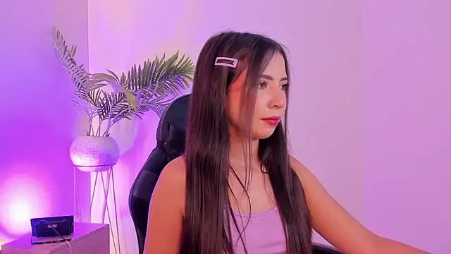 Snapshot of cataleya_castle chatting on February 7, 12:09 pm cataleya castle online show from February 7, 12:09 pm