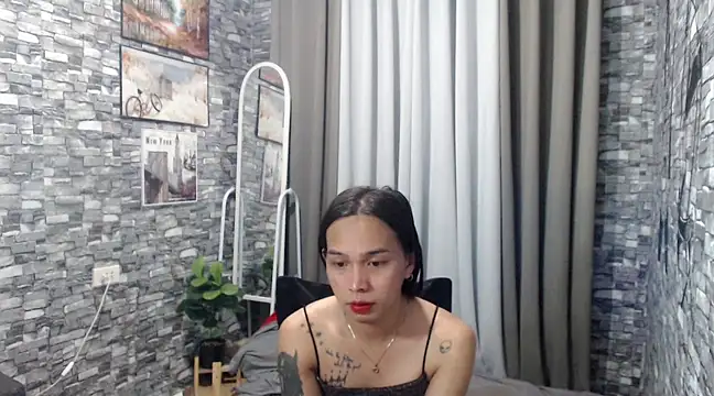 LOVELYMAYUMIE online show from March 13, 7:09 am