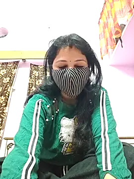 Priyaji7575 online show from February 10, 5:55 am