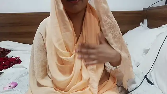 slimthickdesi online show from July 7, 10:14 pm