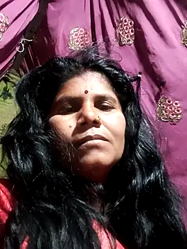 Snapshot of Hot_di97 chatting on February 22, 9:46 pm Hot di97 online show from February 22, 9:46 pm