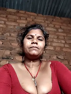 Hot di97 online show from April 18, 8:53 pm