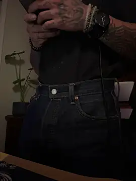 JoeyBlazy online show from May 19, 5:25 am