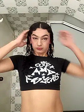 scarletcherry18 online show from March 29, 1:38 am