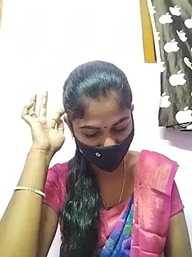 Tamil Hot RoyalQueen online show from April 13, 1:49 pm