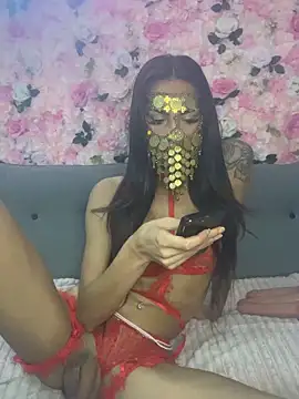 Snapshot of Ines-z chatting on June 20, 9:28 pm Ines-z online show from June 20, 9:28 pm