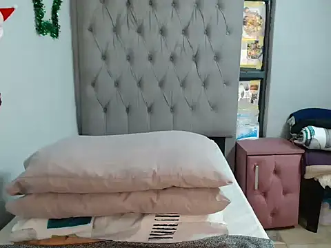 MelowD 2 online show from April 2, 3:09 pm