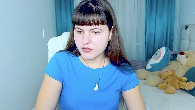 Miss  Poly online show from February 21, 8:37 am