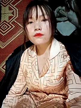 natra0033 online show from March 12, 1:17 pm