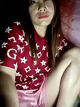 natra0033 online show from April 14, 9:32 pm