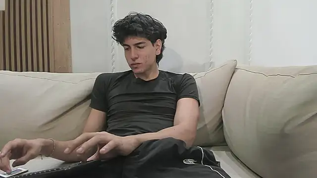 noahx valko online show from January 18, 12:42 pm