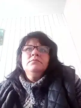 Snapshot of NysiOlsen chatting on January 19, 8:18 am NysiOlsen online show from January 19, 8:18 am