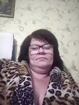 Snapshot of NysiOlsen chatting on February 1, 9:13 pm NysiOlsen online show from February 1, 9:13 pm