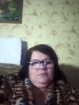 Snapshot of NysiOlsen chatting on February 2, 9:35 pm NysiOlsen online show from February 2, 9:35 pm