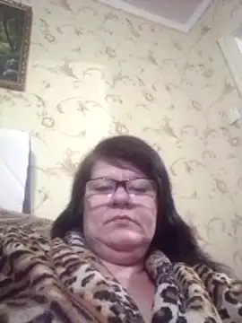 Snapshot of NysiOlsen chatting on February 3, 5:29 pm NysiOlsen online show from February 3, 5:29 pm