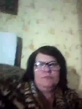 Snapshot of NysiOlsen chatting on February 5, 4:11 pm NysiOlsen online show from February 5, 4:11 pm