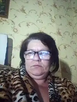 Snapshot of NysiOlsen chatting on February 13, 7:21 pm NysiOlsen online show from February 13, 7:21 pm