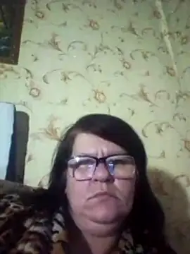 Snapshot of NysiOlsen chatting on February 17, 5:08 pm NysiOlsen online show from February 17, 5:08 pm