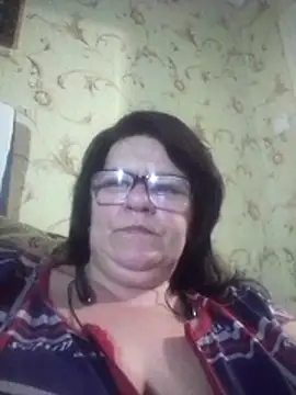 Snapshot of NysiOlsen chatting on February 25, 6:17 pm NysiOlsen online show from February 25, 6:17 pm