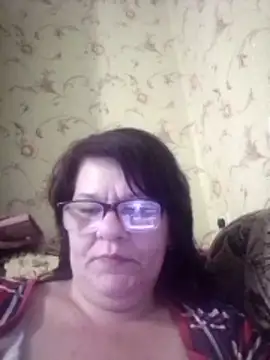 NysiOlsen online show from March 29, 2:39 pm