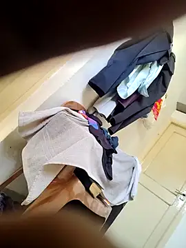 Snapshot of TamilBoy3007 chatting on March 4, 9:15 am TamilBoy3007 online show from March 4, 9:15 am