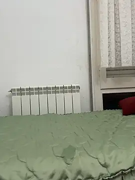 Snapshot of morenita_sexy777 chatting on February 19, 9:00 pm morenita sexy777 online show from February 19, 9:00 pm