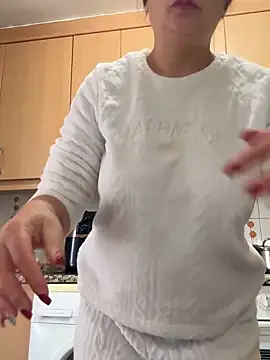 Snapshot of morenita_sexy777 chatting on February 22, 10:14 am morenita sexy777 online show from February 22, 10:14 am