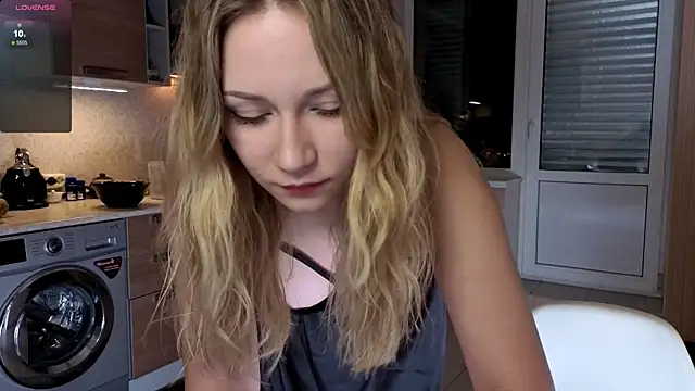 Snapshot of missyourtouch chatting on February 5, 10:47 pm missyourtouch online show from February 5, 10:47 pm