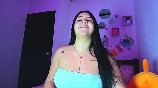 Penelopeflame18 online show from May 20, 1:45 am