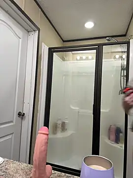 tastemecaroline online show from January 17, 2:11 pm