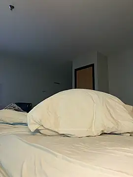 tastemecaroline online show from March 1, 7:32 am