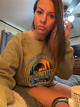 tastemecaroline online show from March 24, 3:17 pm