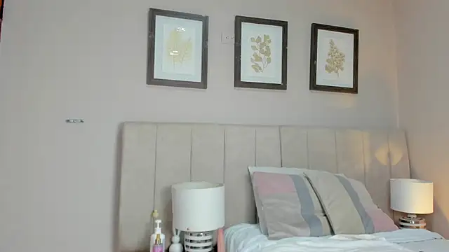 Snapshot of isabela__x chatting on July 18, 11:58 am isabela x online show from July 18, 11:58 am