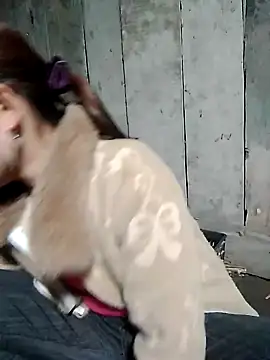 out-lustt online show from January 19, 11:58 am