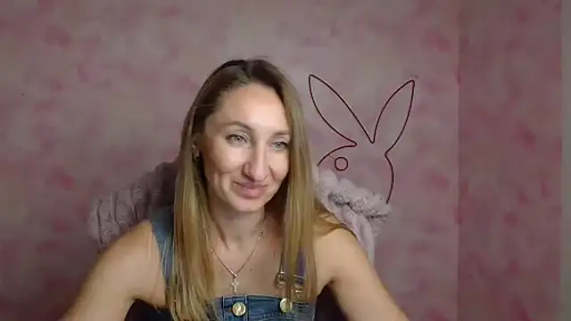 Diana Sweeet  online show from May 7, 6:08 am